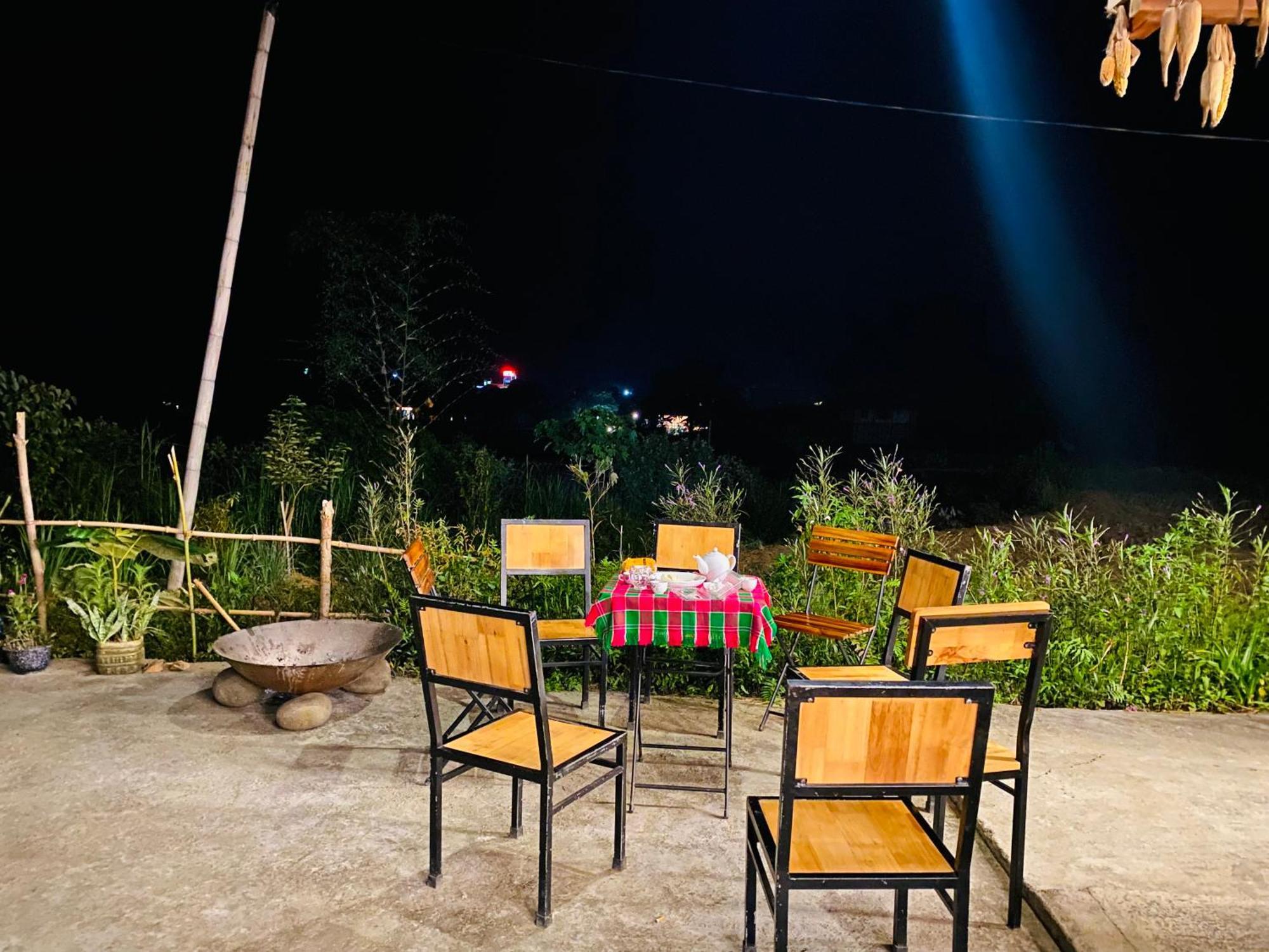 Du Gia Field View Homestay Làng Cac Exterior foto